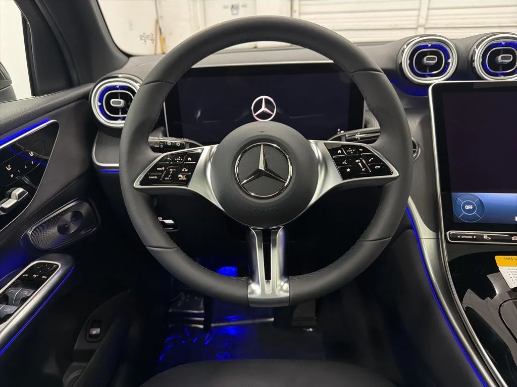 Used 2026 Black Mercedes-Benz GLC 300 image 20