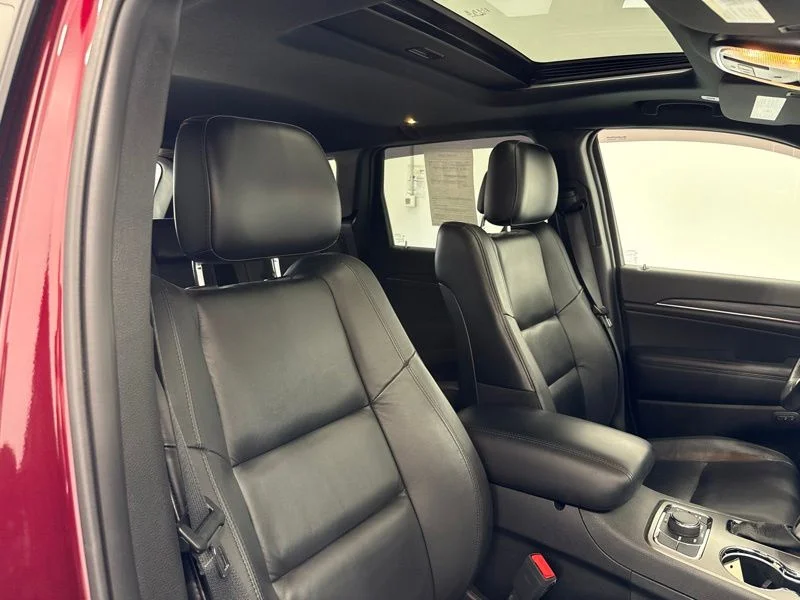 Used 2020 Red Jeep Limited image 13
