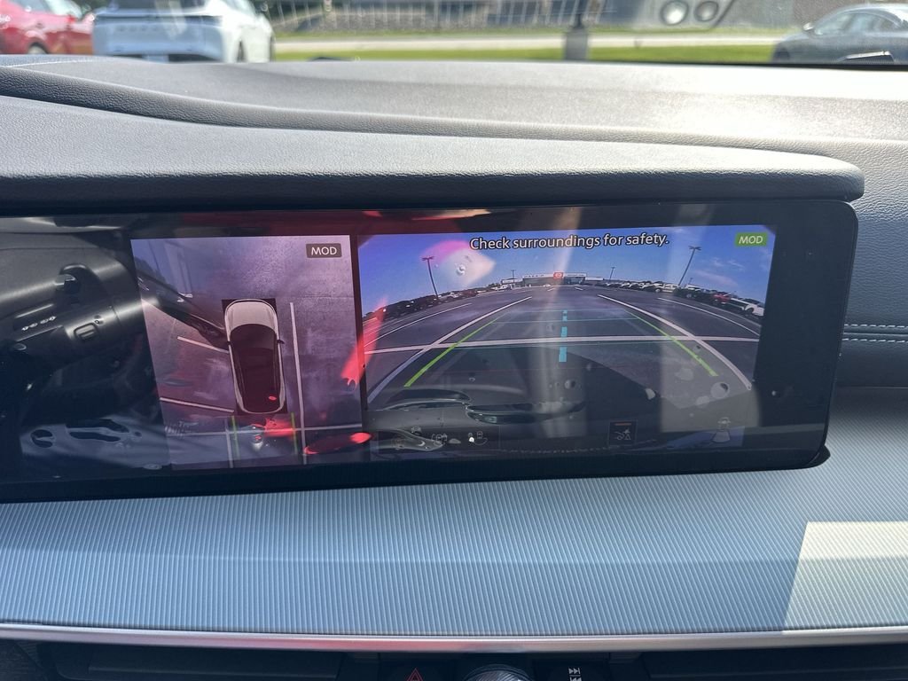 New 2026 Gray Nissan SL image 23