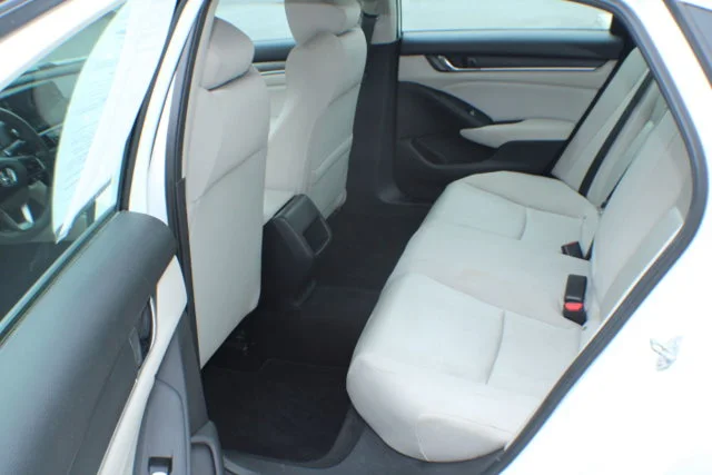 Used 2018 White Honda LX 1.5T image 12