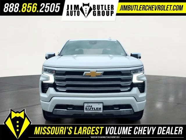 Used 2024 Iridescent Pearl Tricoat Chevrolet High Country image 27