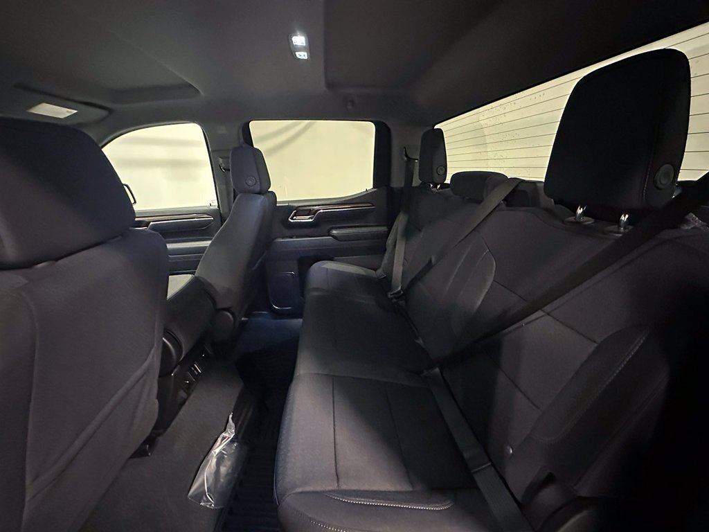 Used 2025 Gray Chevrolet LT image 17