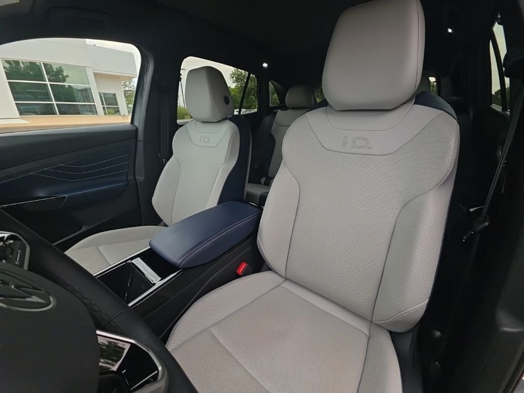 Certified Used 2024 Gray Volkswagen Pro S image 12