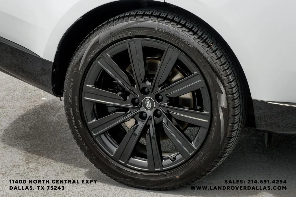 Certified Used 2023 Fuji White Land Rover SE image 63