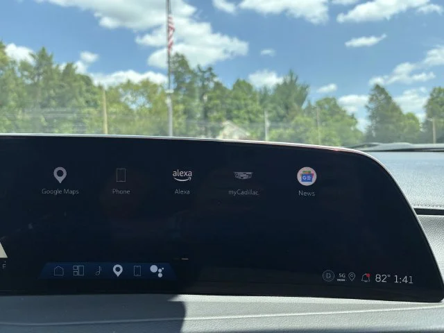 2025 Cadillac XT4 Premium Luxury - Photo 6