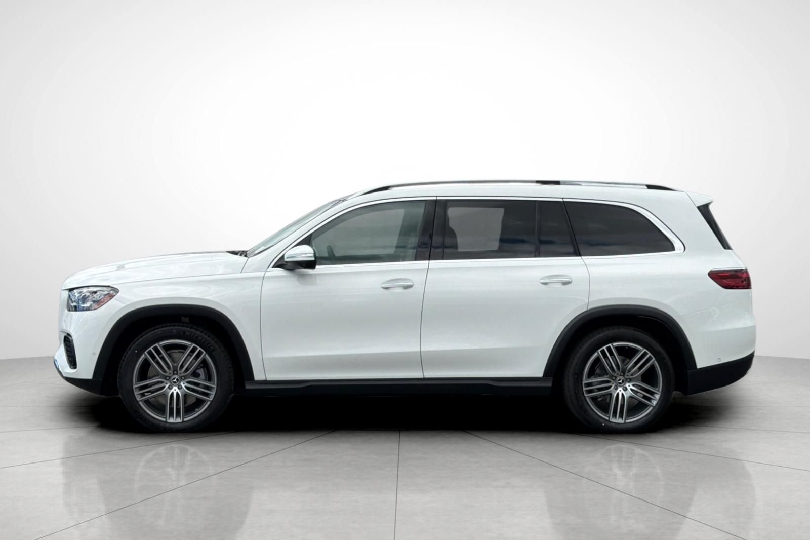 New 2026 Polar White Mercedes-Benz GLS 450 image 32