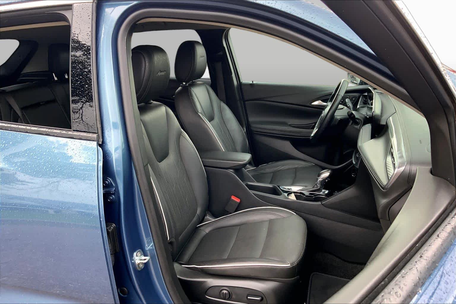 Certified Used 2024 Ocean Blue Metallic Buick Avenir image 9