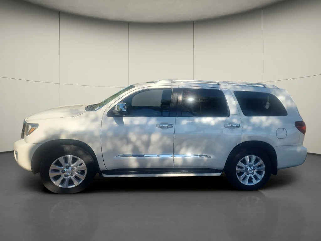 Used 2021 White Toyota Platinum image 4