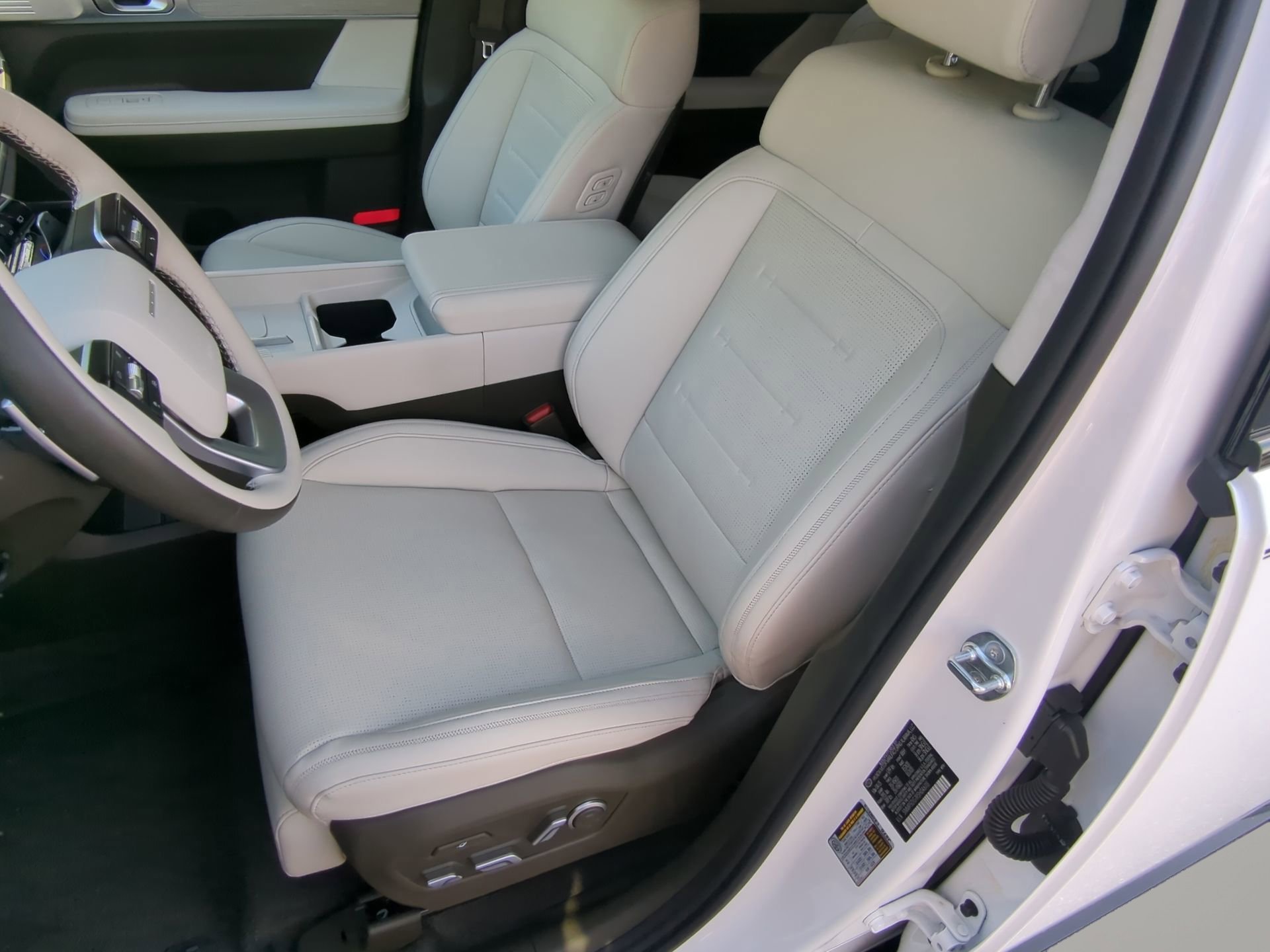 Certified Used 2025 Serenity White Hyundai Calligraphy image 58