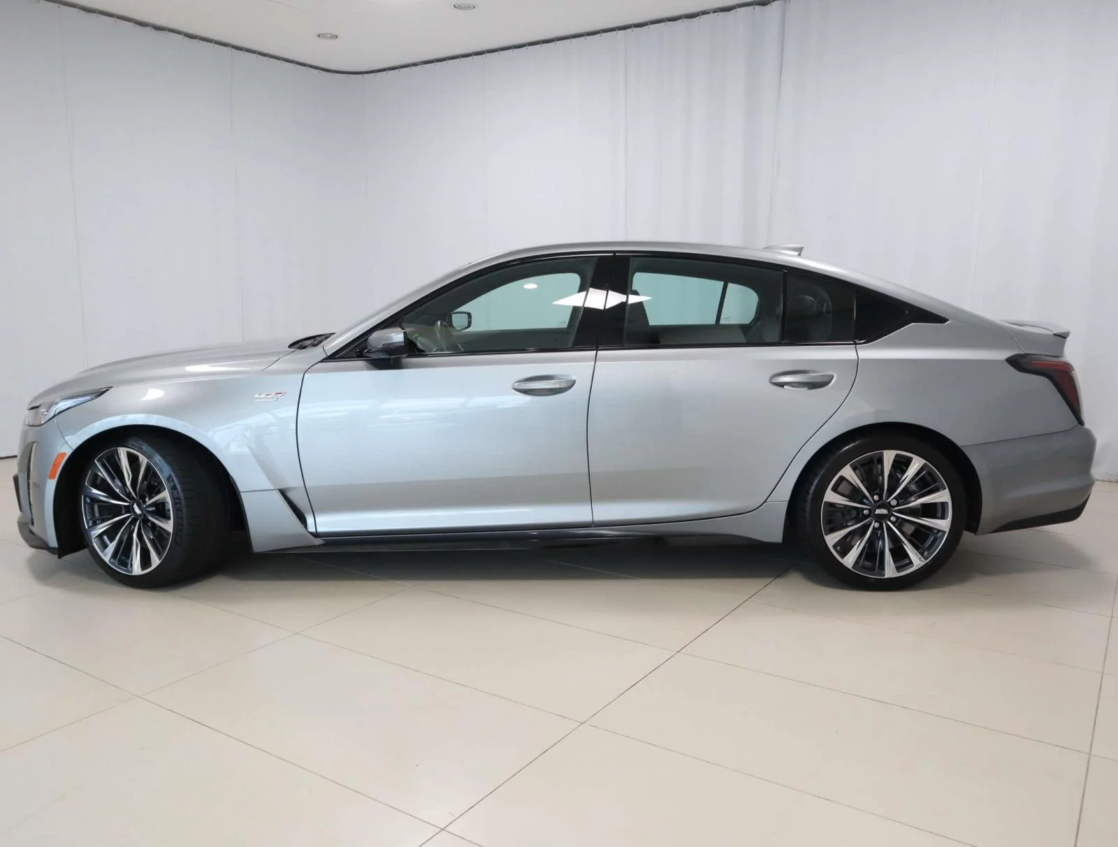 Used 2024 Silver Cadillac V-Series image 2