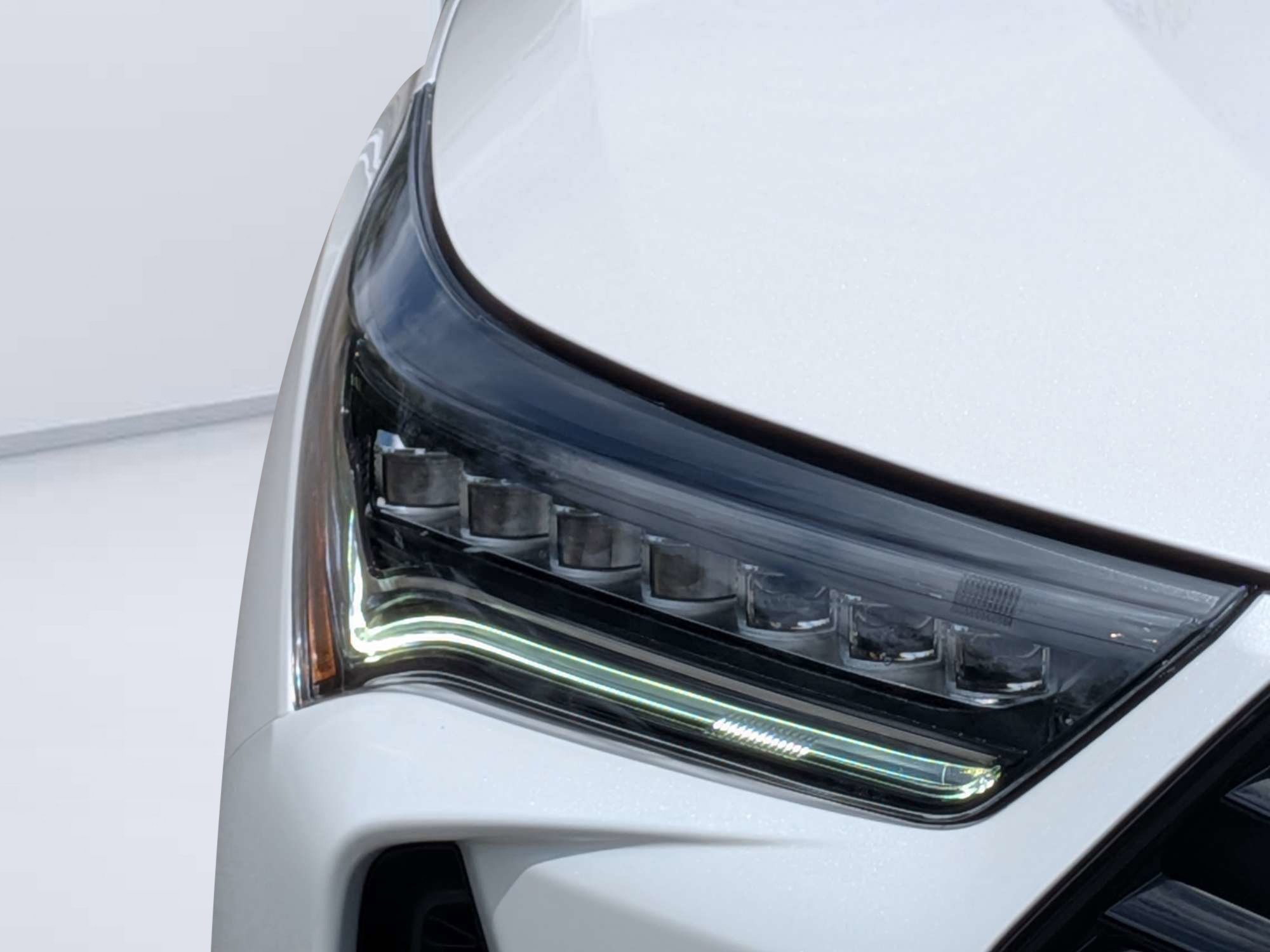 Certified Used 2026 Platinum White Pearl Acura Technology Package image 43