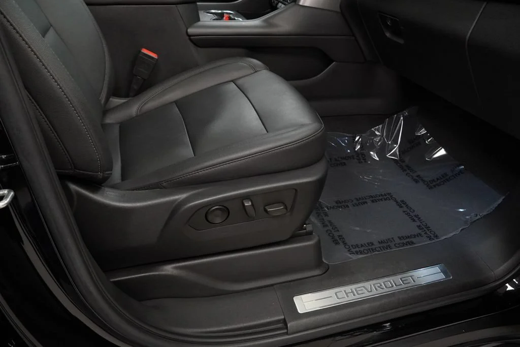 Used 2022 Black Chevrolet LT image 32