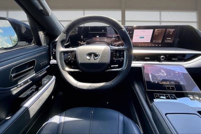 New 2027 2T RADIANT WHIT INFINITI SPORT image 5