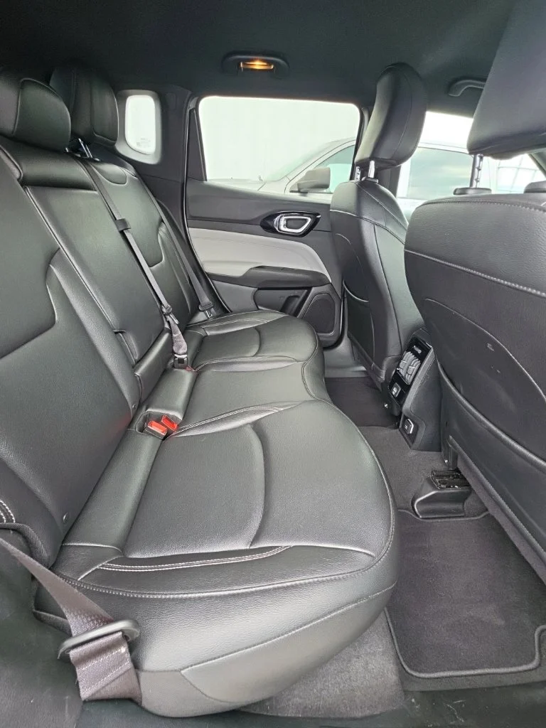 Used 2025 Silver Jeep Limited image 22