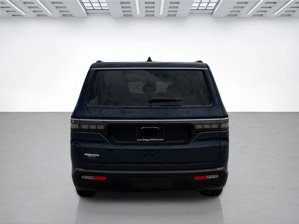 New 2026 Fathom Blue Pearlcoat Jeep  image 6