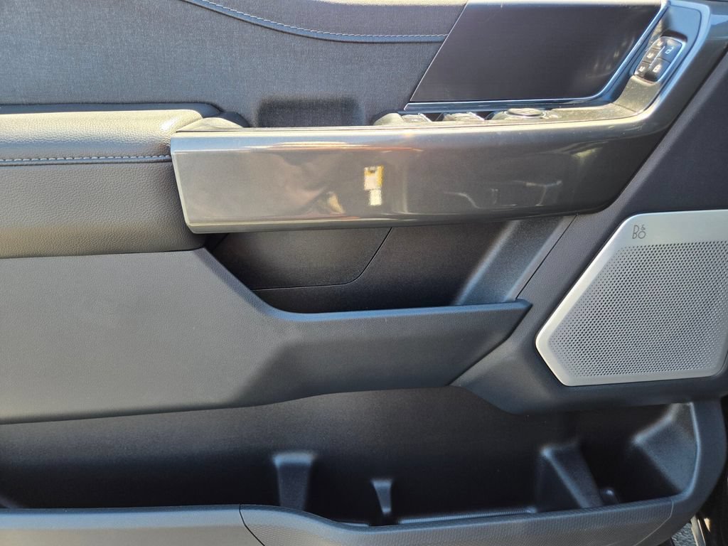 Used 2023 Black Ford Lariat image 18