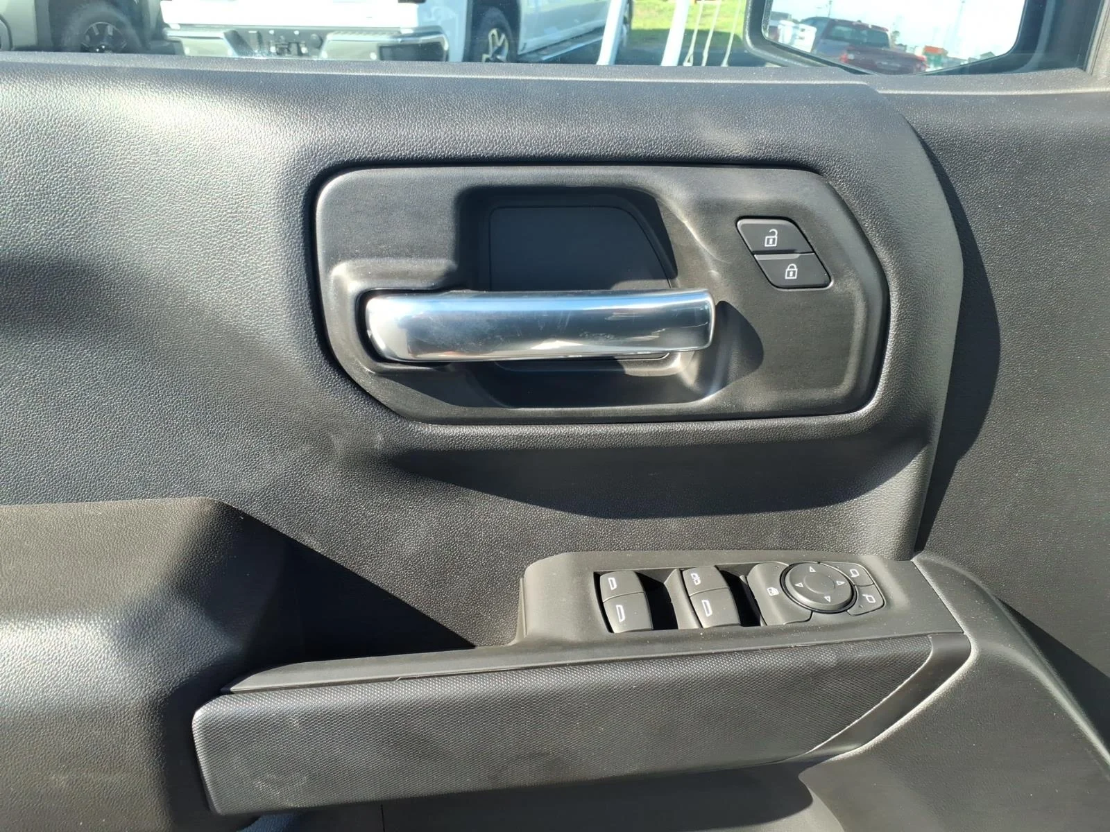 2026 GMC Sierra 1500 Pro - Photo 10