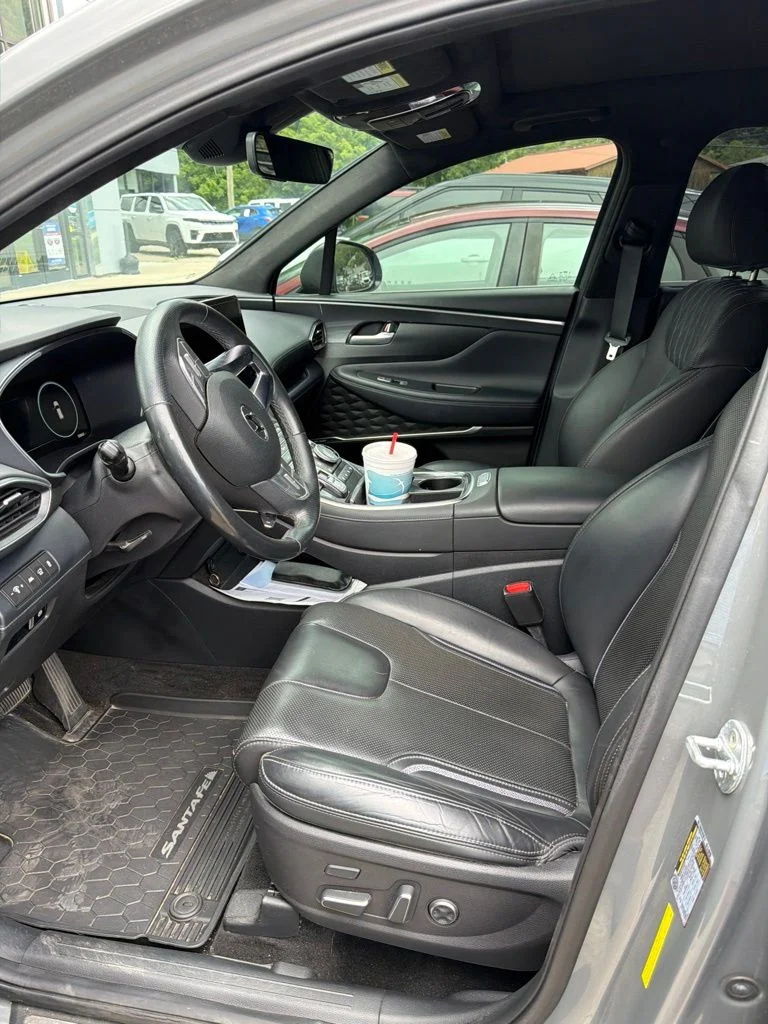 Used 2021 Gray Hyundai Calligraphy image 3