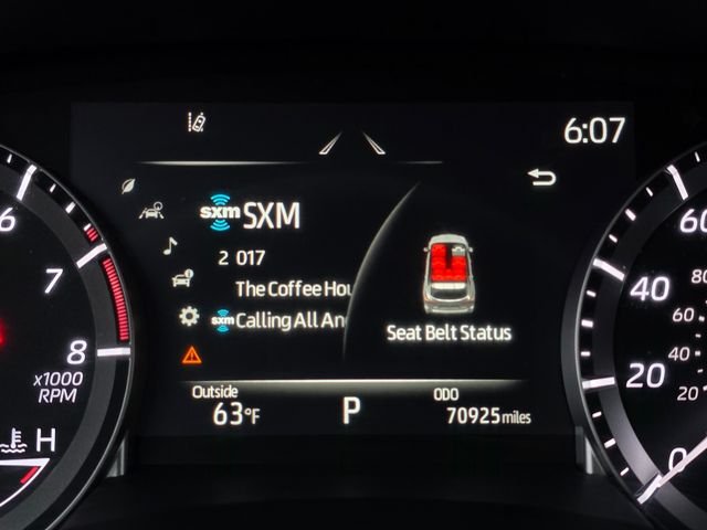 Used 2022 Moon Dust Toyota XLE image 32