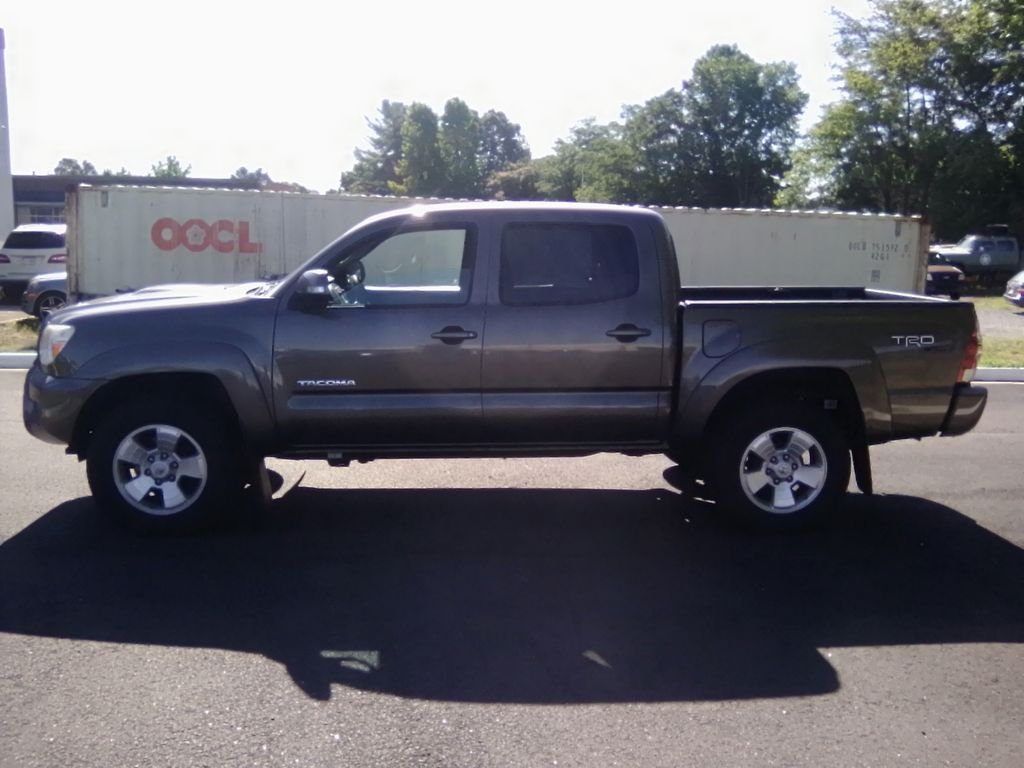 Used 2013 Brown Toyota Base image 8