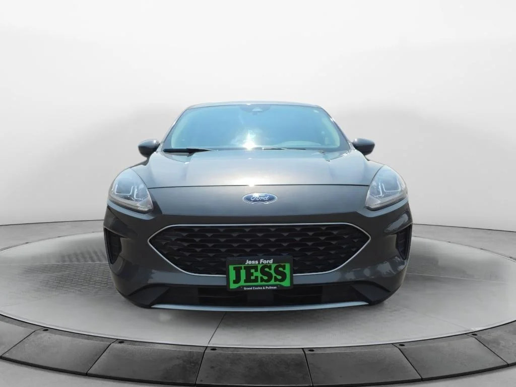 Used 2020 Ford Escape SE with VIN 1FMCU9G67LUB41771 for sale in Pullman, WA