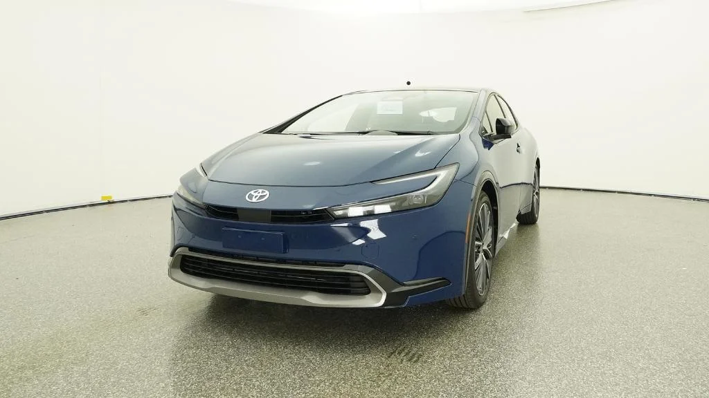 New 2026 Reservoir Blue Toyota XLE image 17