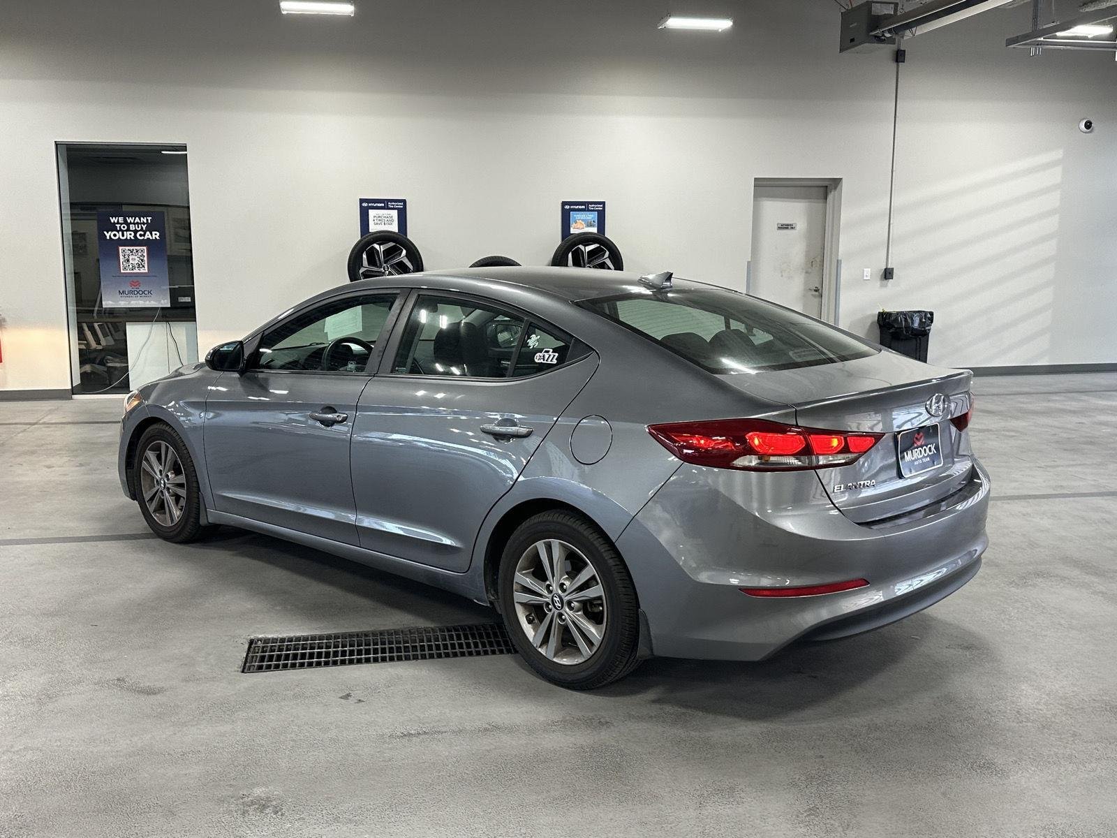 Used 2018 Machine Gray Hyundai SEL image 3