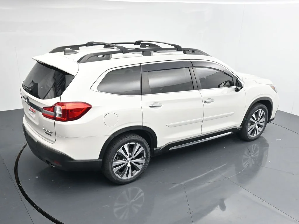 Used 2019 White Subaru Touring image 29