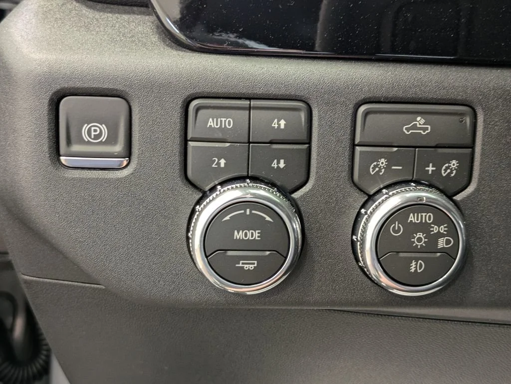 New 2026 Sterling Metallic GMC SLE image 49