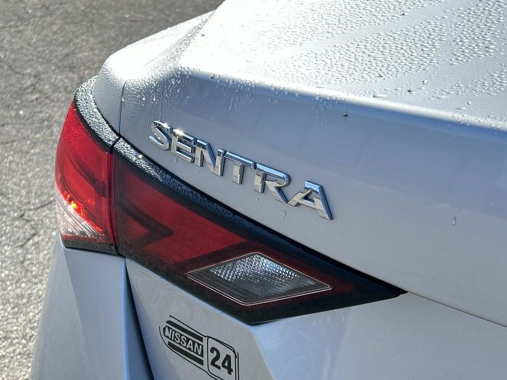 Used 2021 Silver Nissan SV image 12