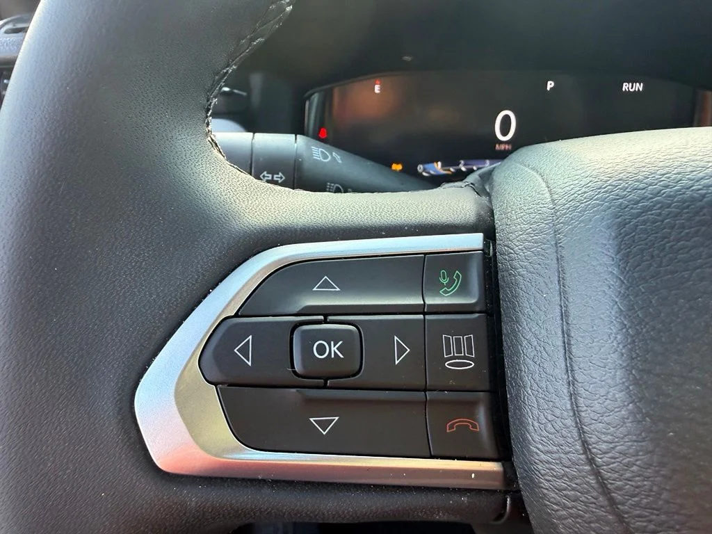 Used 2023 Gray Jeep Limited image 16