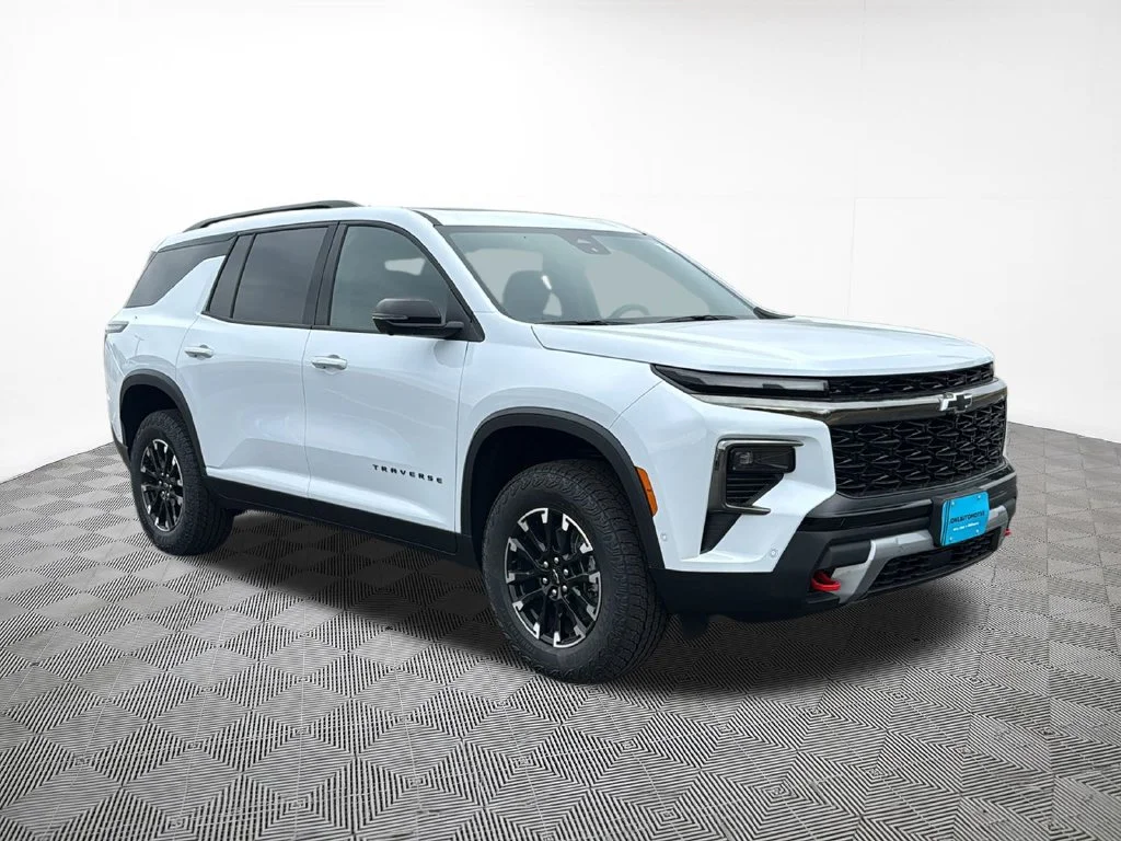 New 2026 Polar White Tricoat Chevrolet Z71 image 4