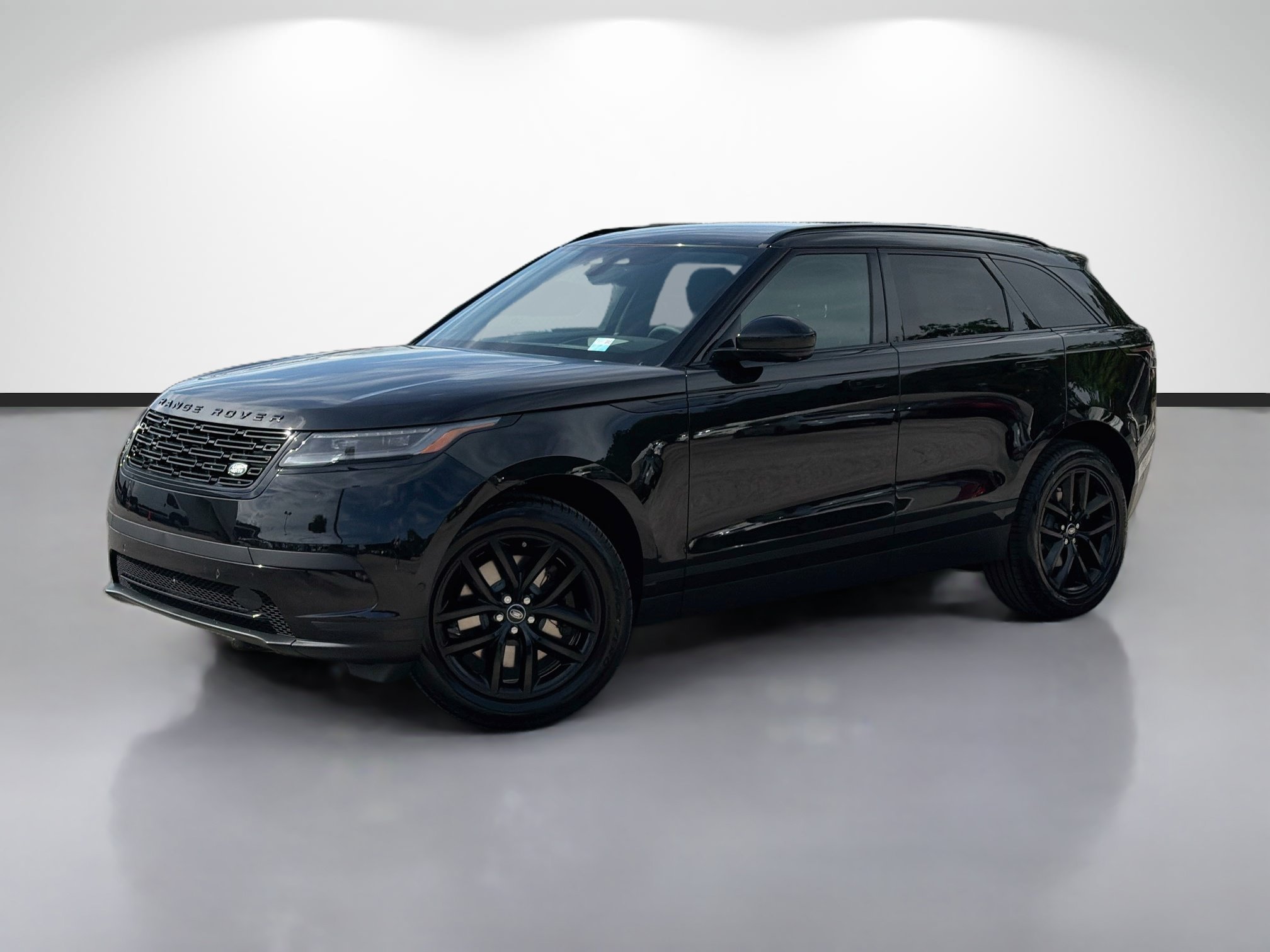 New 2026 Santorini Black Land Rover S image 1
