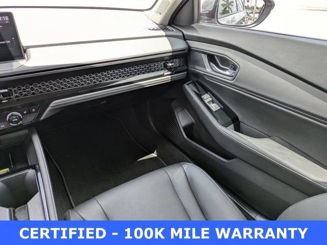 Certified Used 2025  Honda Touring image 17