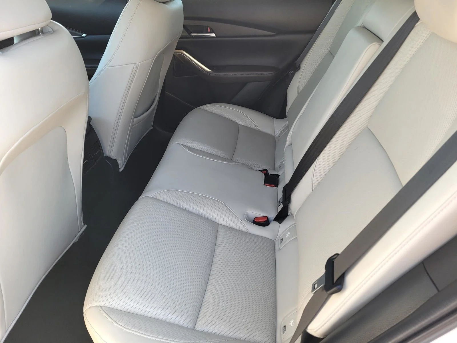 Certified Used 2023 Snowflake White Pearl Mica Mazda 2.5 Turbo Premium Plus Package w/Premium Plus Package image 16