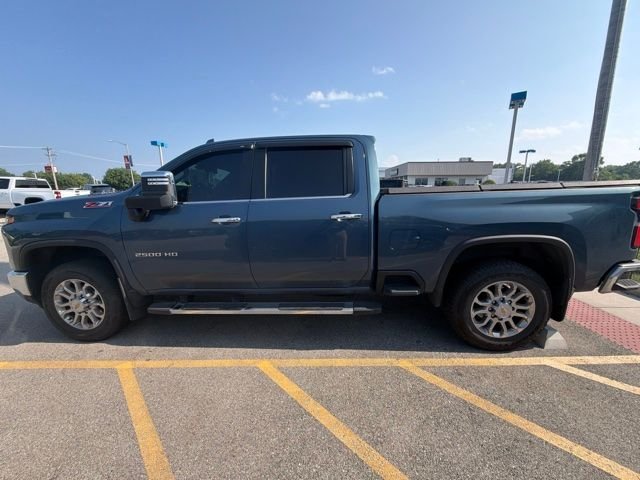 Used 2025 Blue Chevrolet LTZ image 1