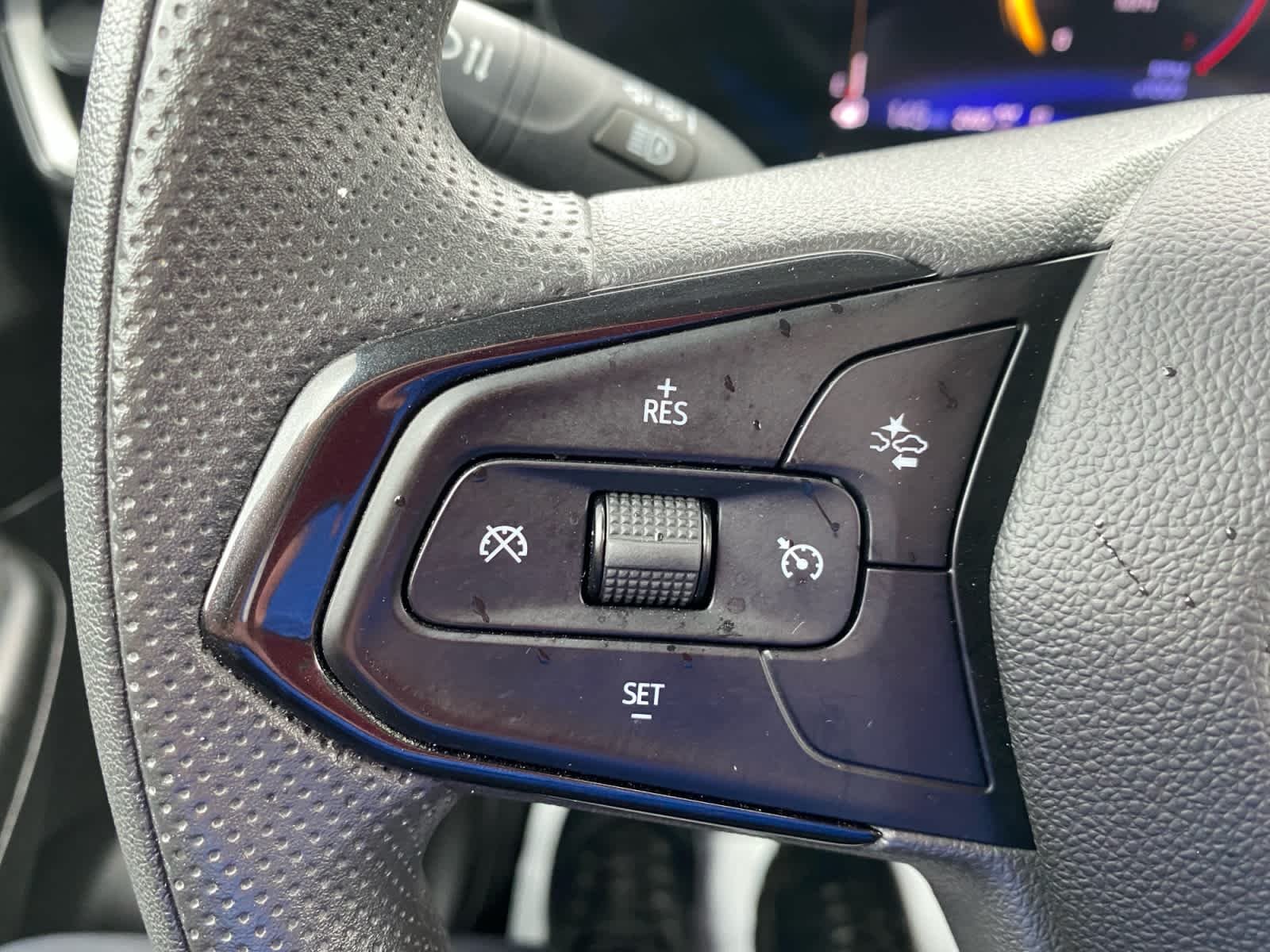 Used 2025 Marina Blue Metallic Chevrolet LT image 26