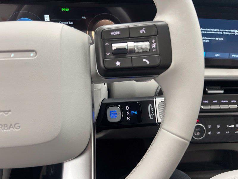 New 2027 Black Hyundai SEL Premium AWD image 24