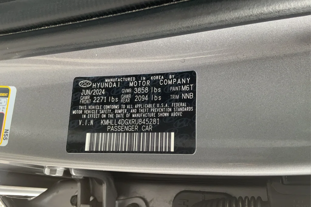 2024 Hyundai Elantra SE - Photo 25