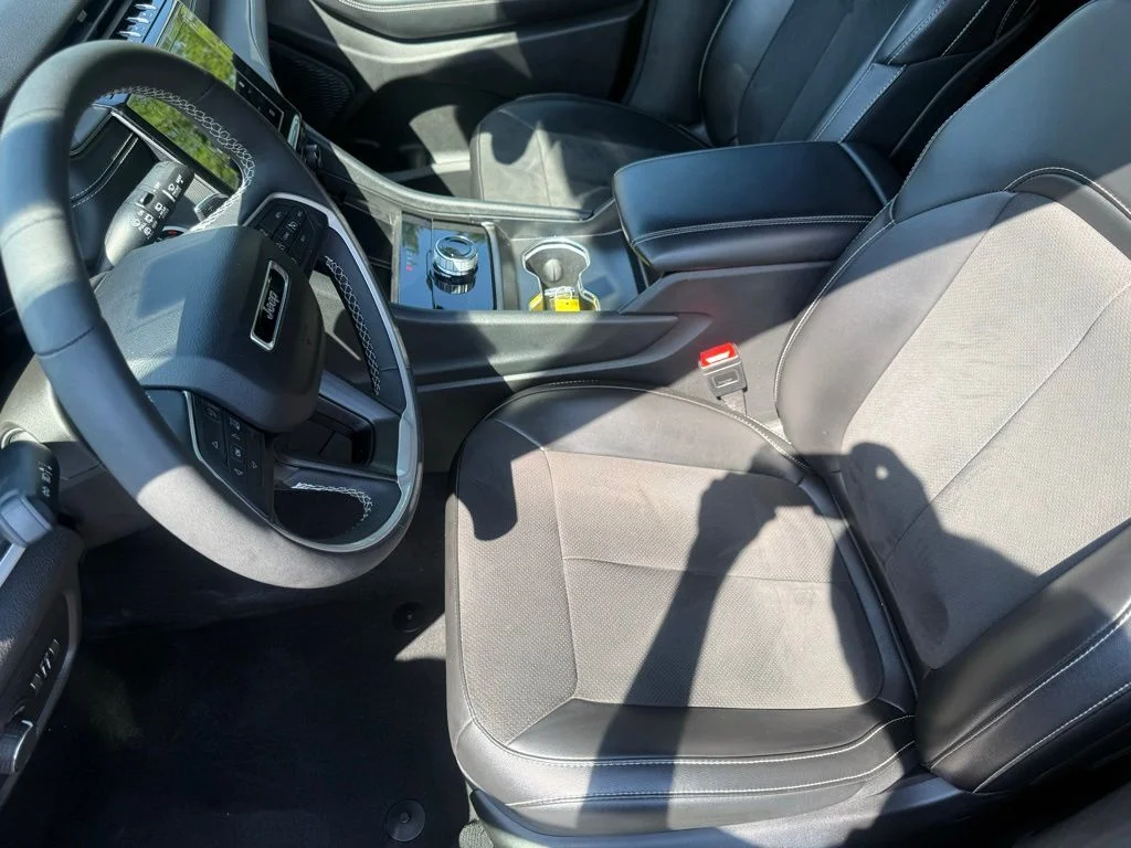 Certified Used 2024 Gray Jeep Altitude image 17