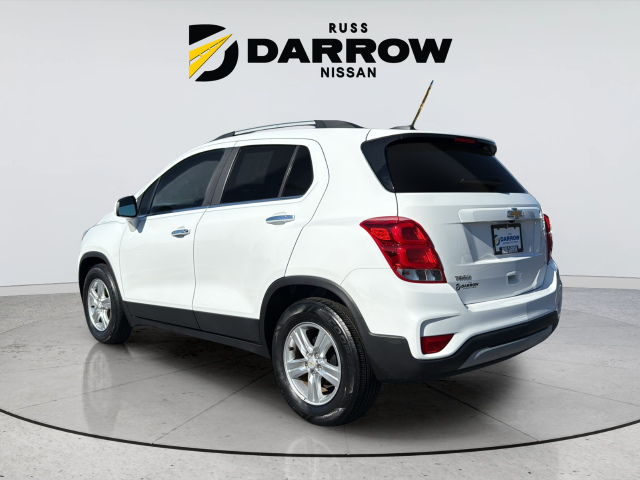 Used 2019 White Chevrolet LT image 3