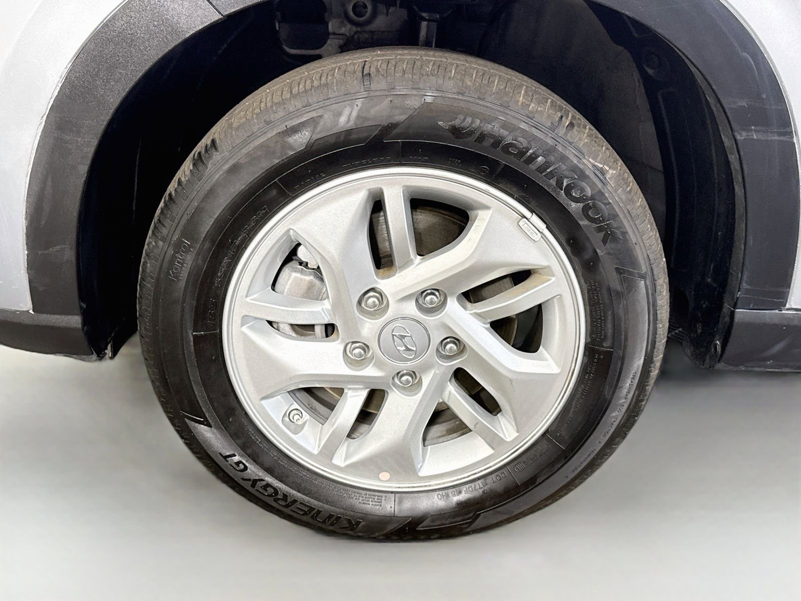 Used 2026 Silver Hyundai SE image 33