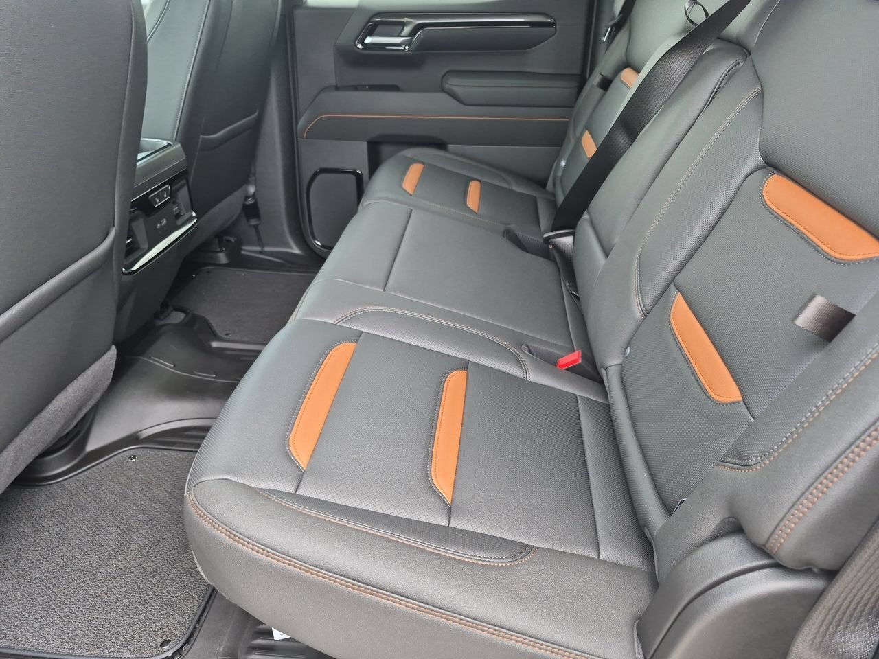 2026 GMC Sierra 1500 AT4 - Photo 24
