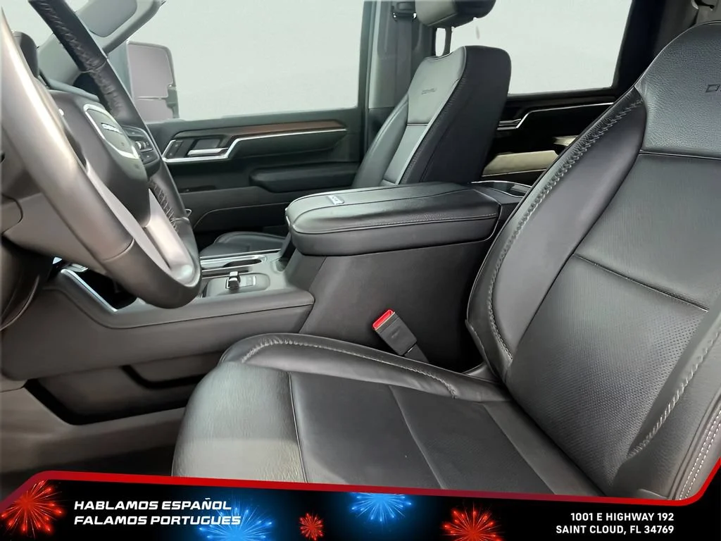 Used 2025 Summit White GMC Denali image 11