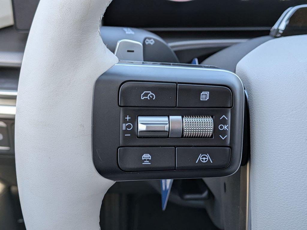 New 2026 Silver Hyundai SEL image 15