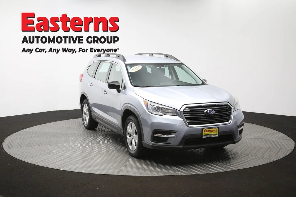Used 2022 Silver Subaru Base image 49