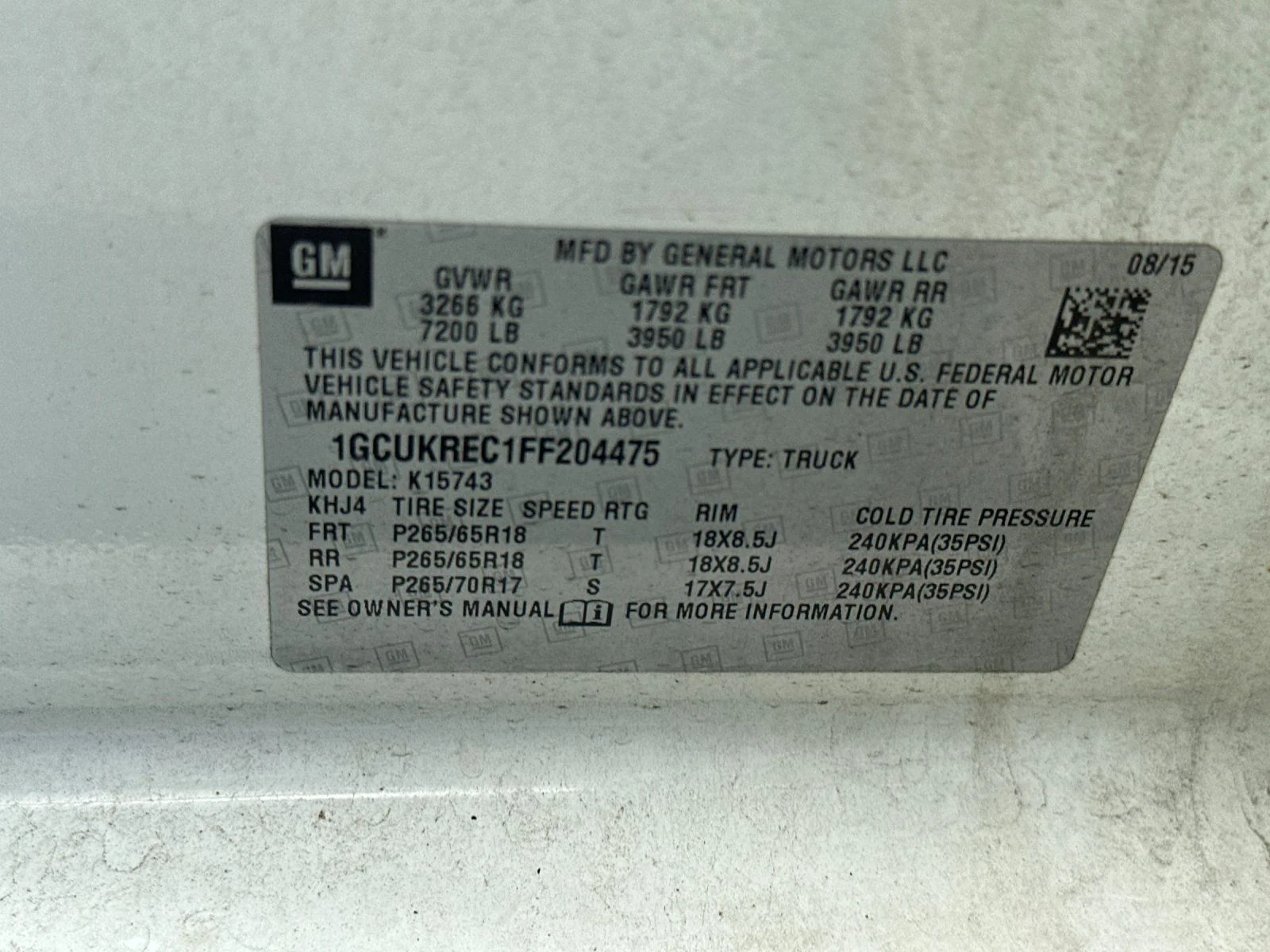 Used 2015 Summit White Chevrolet LT image 25