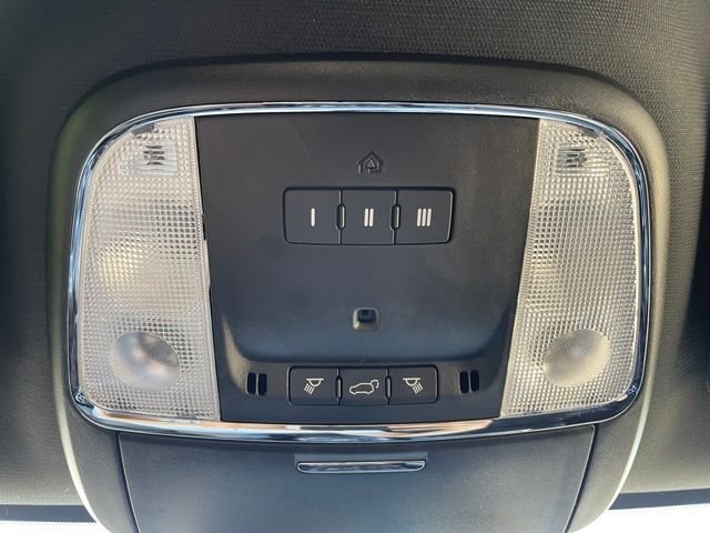 Used 2022 Sting Gray Clearcoat Jeep Laredo X image 34