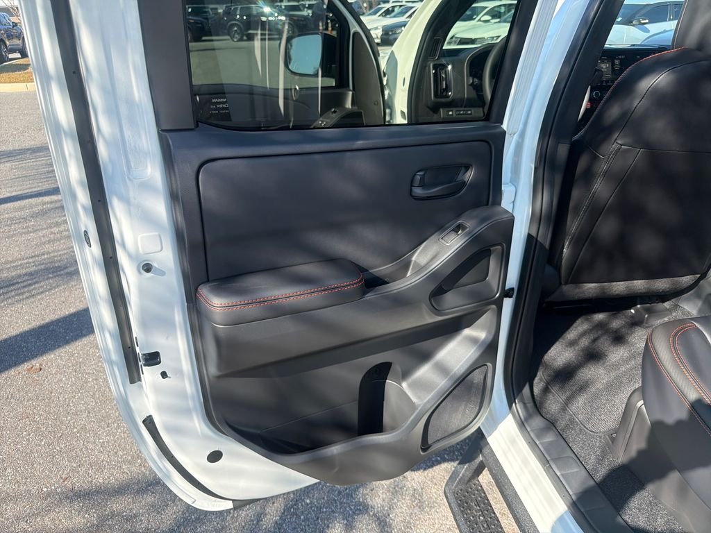 New 2026 Nissan Frontier PRO-4X 4D Crew Cab