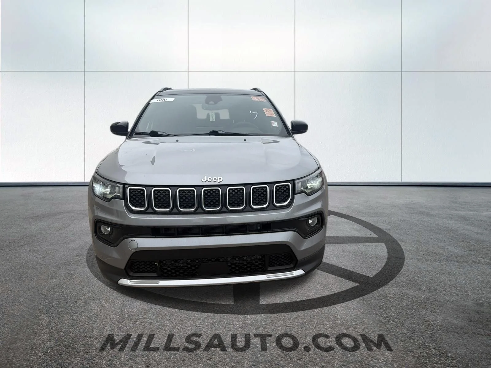 Certified Used 2023 Billet Silver Metallic Clearcoat Jeep Limited image 2